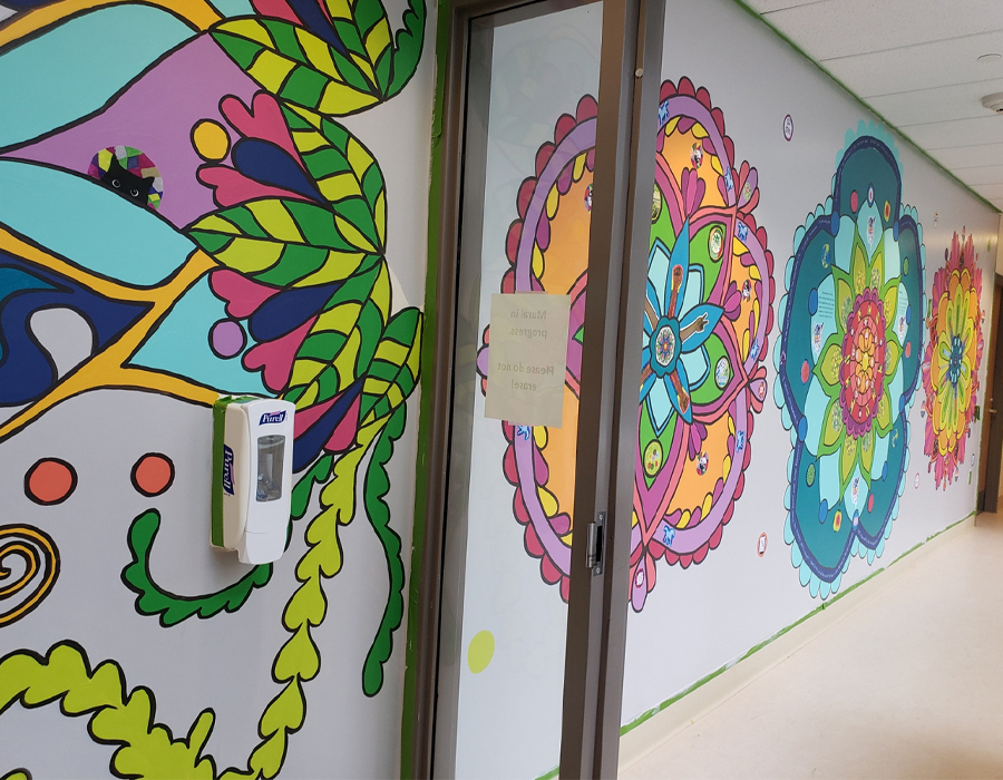 Murals - Peer Support /Art Therapy Mural St.Joe’s Hamilton West 5th Campus (2020) by April Mansilla.